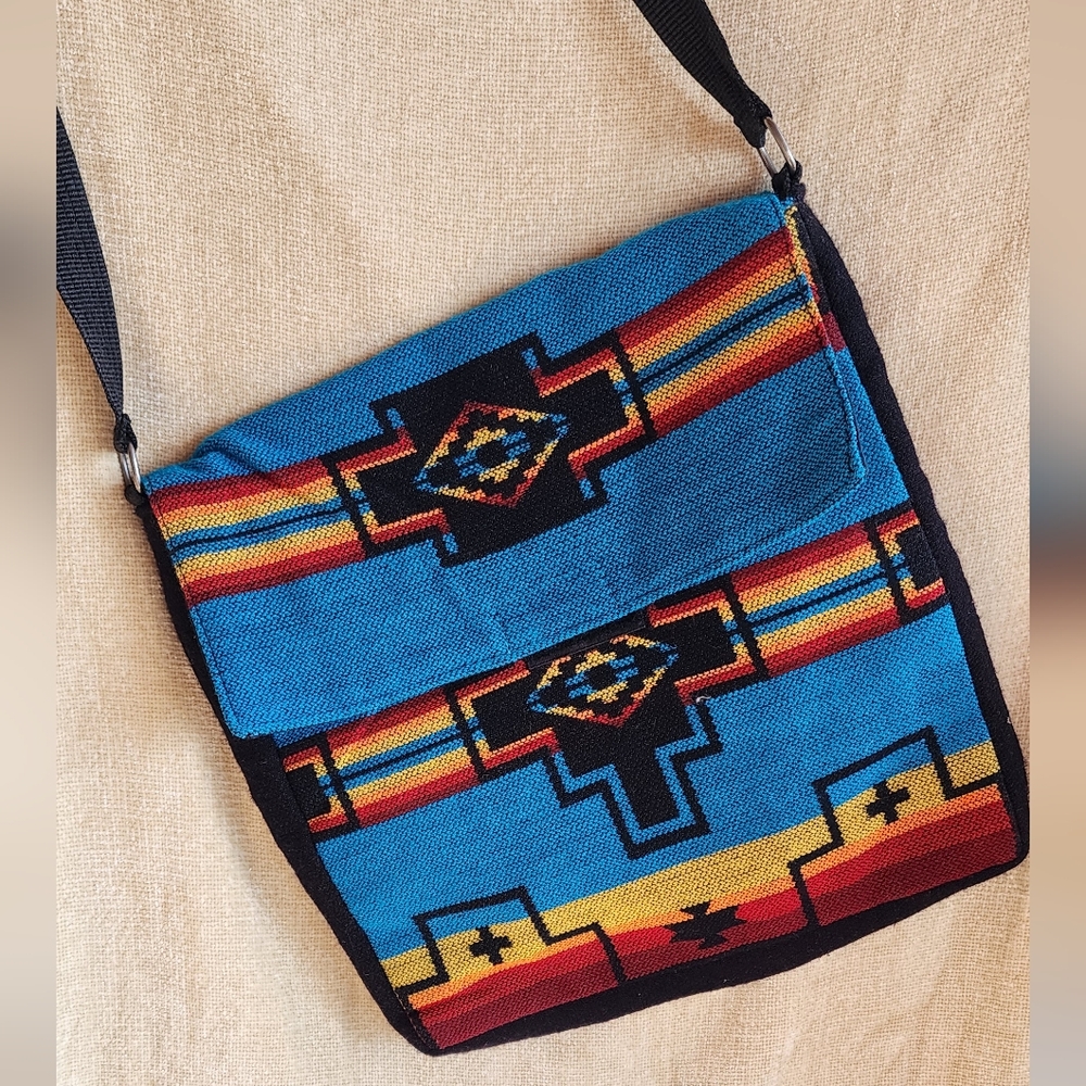 Crossbody messenger bag